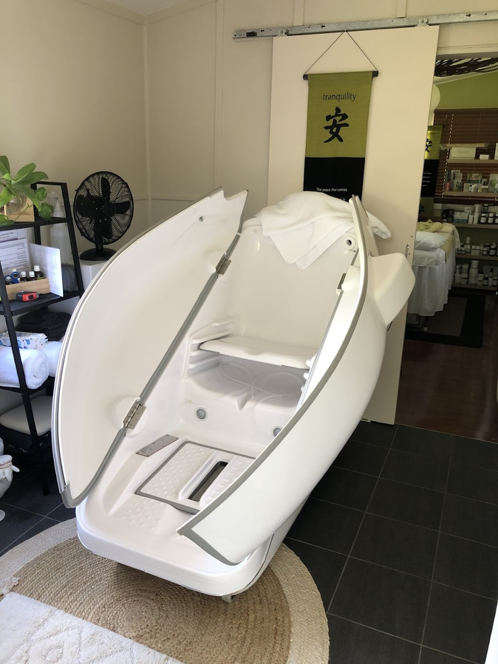 Kaybe McMullen | Springfield Rd, Springfield NSW 2250, Australia | Phone: 0402 304 966