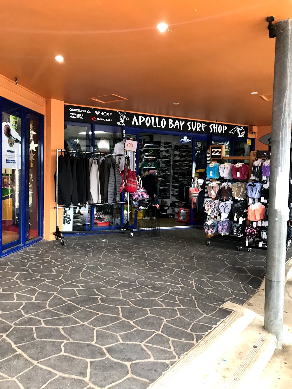 Apollo Bay Surf Shop | store | 91 Great Ocean Rd, Apollo Bay VIC 3233, Australia | 0352376145 OR +61 3 5237 6145