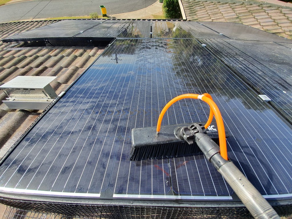 Ozzie Solar Clean | 4 Darlington Ct, Flinders View QLD 4305, Australia | Phone: (07) 3288 8012