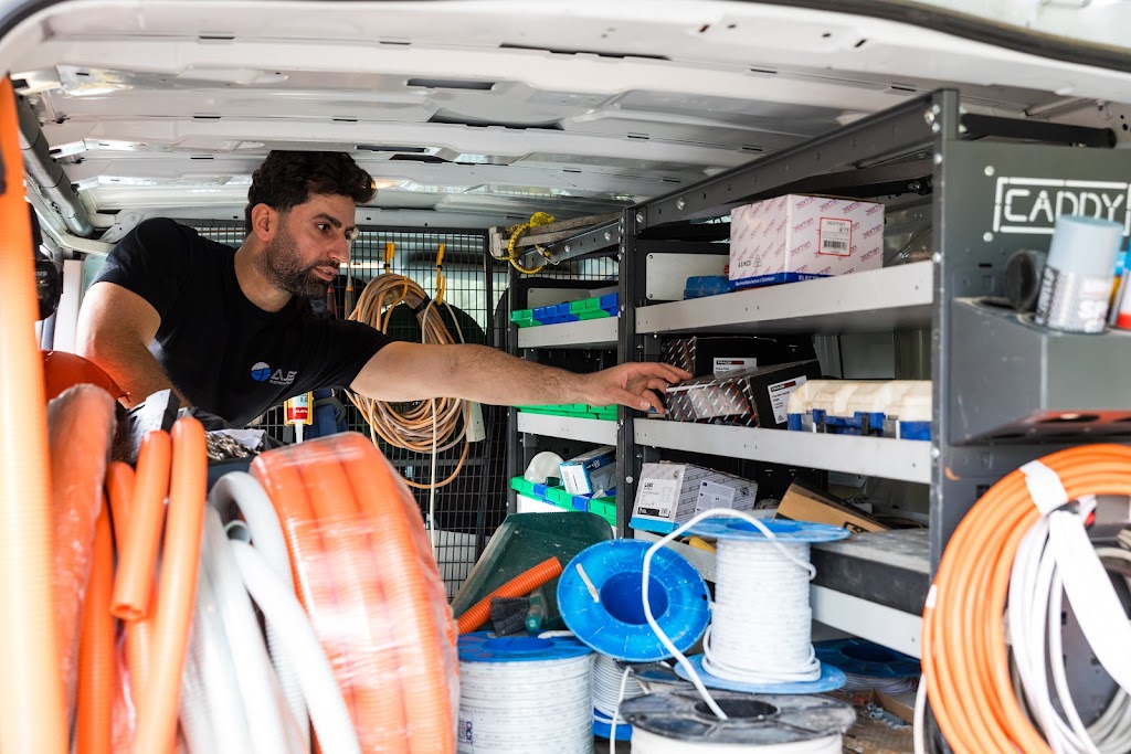 AJB ELECTRICAL GROUP PTY LTD | Unit 3/66 Ashford Ave, Milperra NSW 2214, Australia | Phone: 0414 295 495