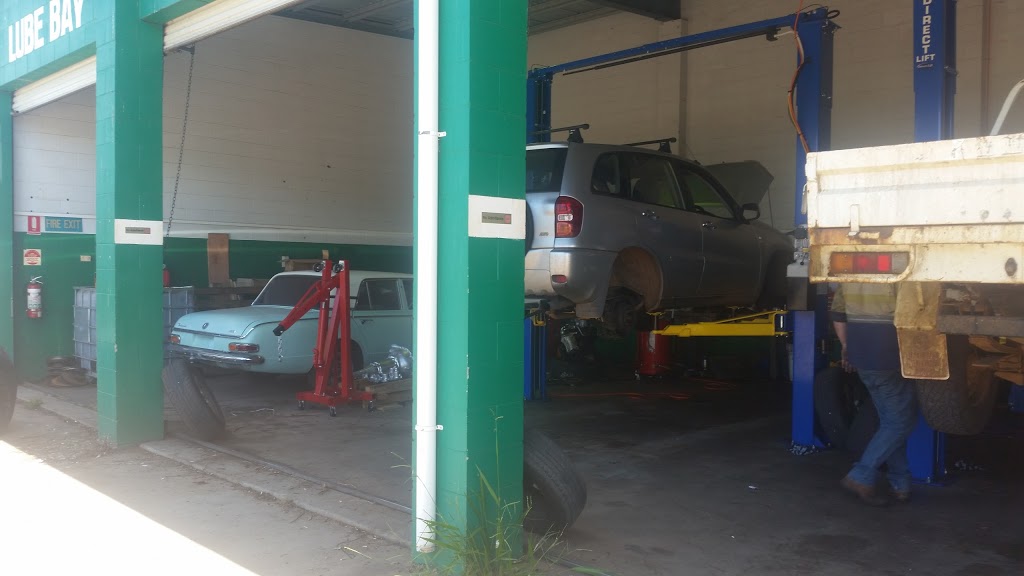 R & I Automotive | 6 Herbert St, Ravenshoe QLD 4888, Australia | Phone: (07) 4097 6327