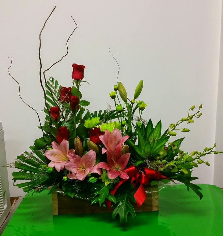 Innisfail Florist | florist | 2 Rankin St, Innisfail QLD 4871, Australia | 0740611062 OR +61 7 4061 1062