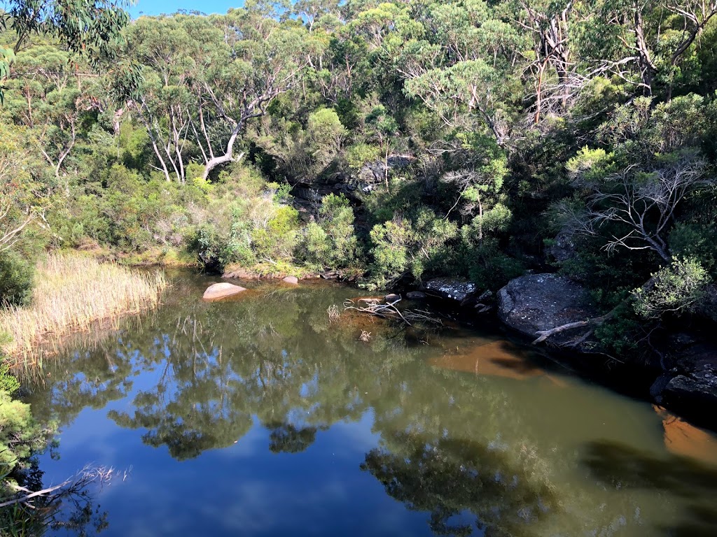 Bullawarring Track | park | 2 Warabin St, Waterfall NSW 2233, Australia