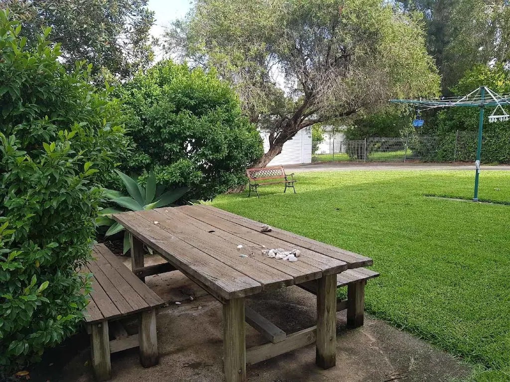 Four Quarters Currarong Beach | 35 Crookhaven Parade, Currarong NSW 2540, Australia | Phone: 0413 482 210
