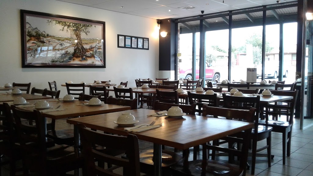 Ngas Kitchen Vietnamese Restaurant | restaurant | 17 Fordholm Rd, Hampton Park VIC 3976, Australia | 0422833688 OR +61 422 833 688