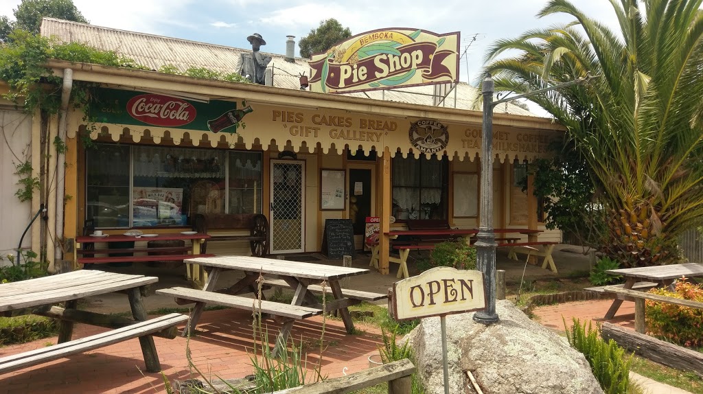 Bemboka Pie Shop | bakery | 82 Loftus St, Bemboka NSW 2550, Australia | 0264930276 OR +61 2 6493 0276