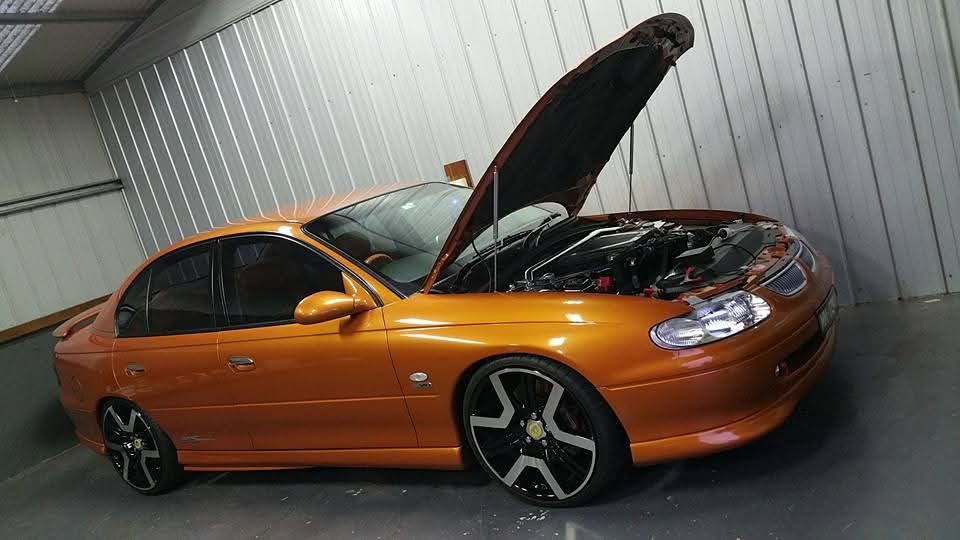 Glossed Up Detailing | 6 Brolga St, Bairnsdale VIC 3875, Australia | Phone: 0422 982 927