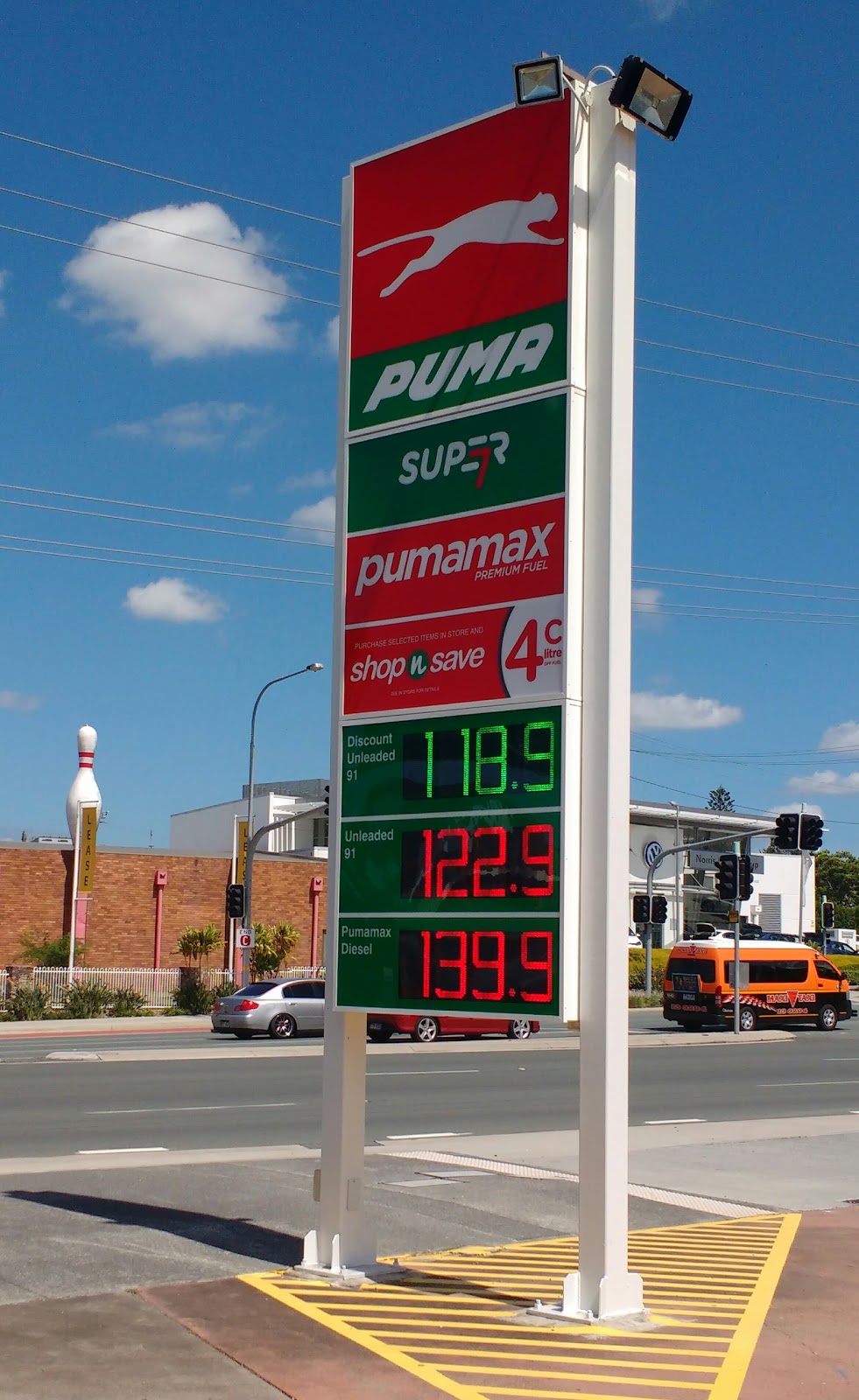 Puma Kedron | gas station | 277 Gympie Rd, Kedron QLD 4031, Australia | 0733505056 OR +61 7 3350 5056