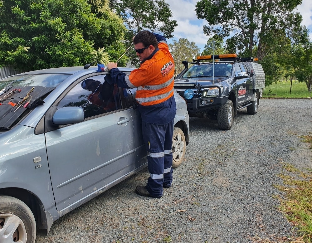 A Black Towing Pty Ltd | 9C/100 Rene St, Noosaville QLD 4566, Australia | Phone: 0447 172 964