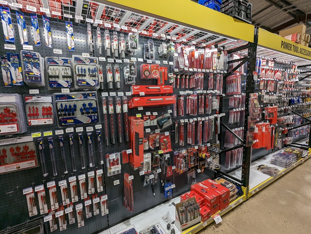Total Tools Bathurst | 2 Ashworth Dr, Kelso NSW 2795, Australia | Phone: (02) 6323 1340