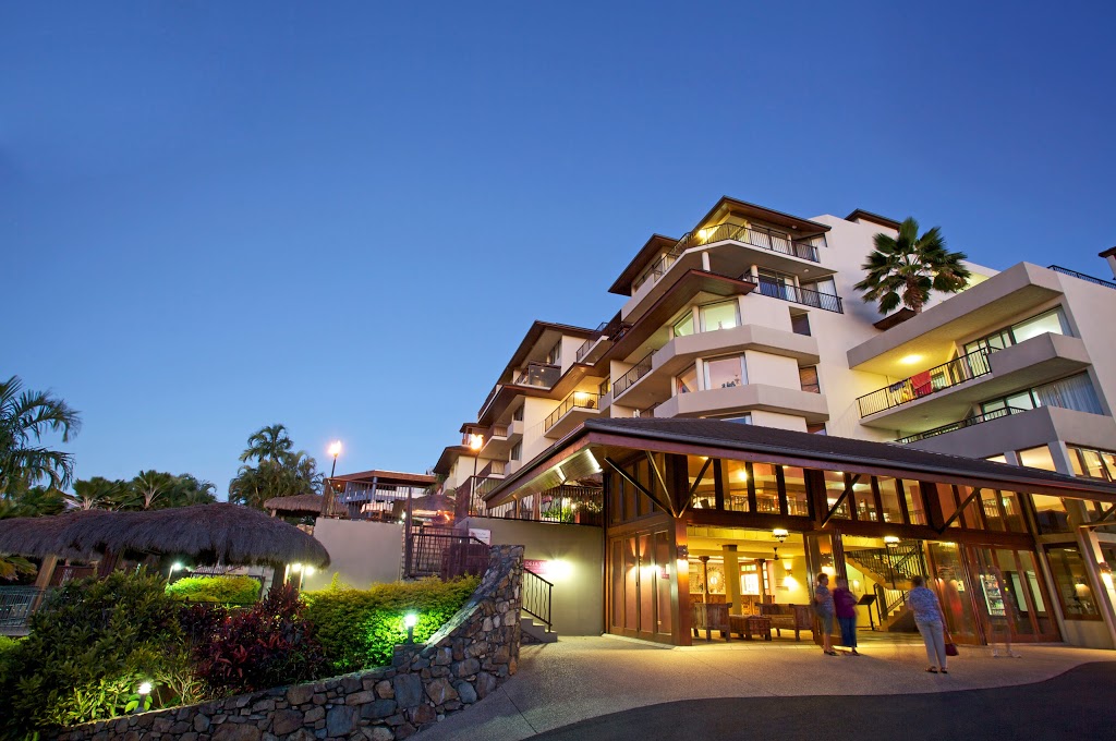 Waters Edge Resort | 4 Golden Orchid Dr, Airlie Beach QLD 4802, Australia | Phone: (07) 4948 4300