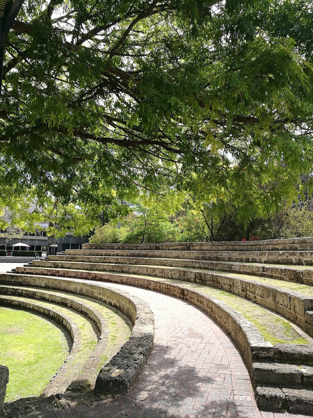 Civic Square Library | 10 Almondbury Rd, Booragoon WA 6154, Australia | Phone: (08) 9364 0138