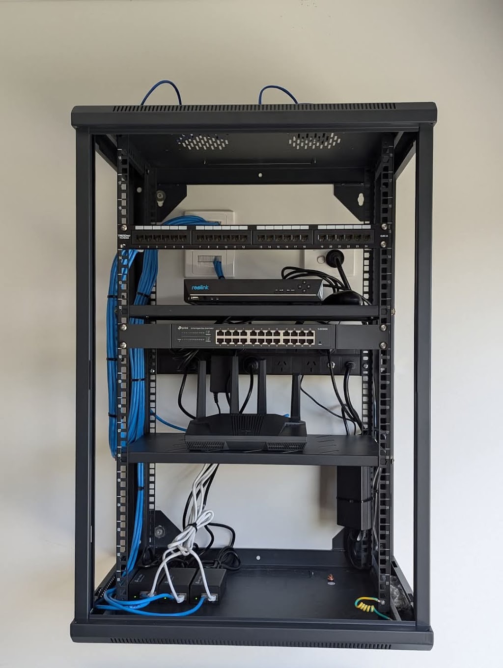 ZKS Electrical & Data | 25 Windsor Dr, Sarsfield VIC 3875, Australia | Phone: 0429 700 100