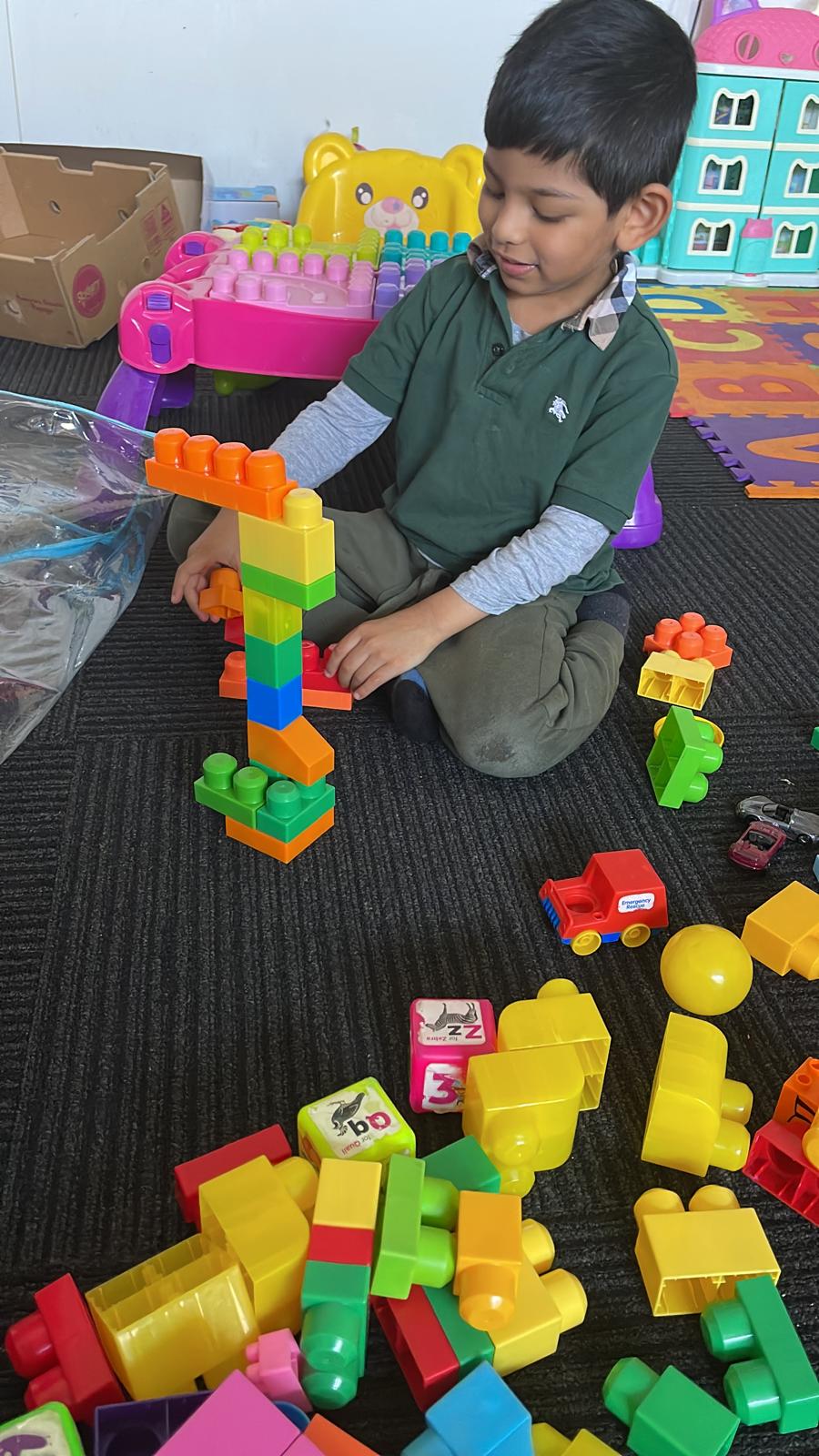 Ulfat daycare | 112 Botanica Springs Blvd, Brookfield VIC 3338, Australia | Phone: 0423 671 234