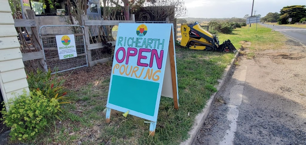 RichEarth InfoCafe | 69 Barwon Terrace, Winchelsea VIC 3241, Australia | Phone: 0444 513 017