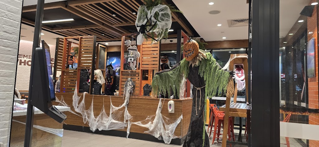 Hungry Jacks Burgers Ormeau | 49 Eggersdorf Rd, Ormeau QLD 4208, Australia | Phone: (07) 5547 6586