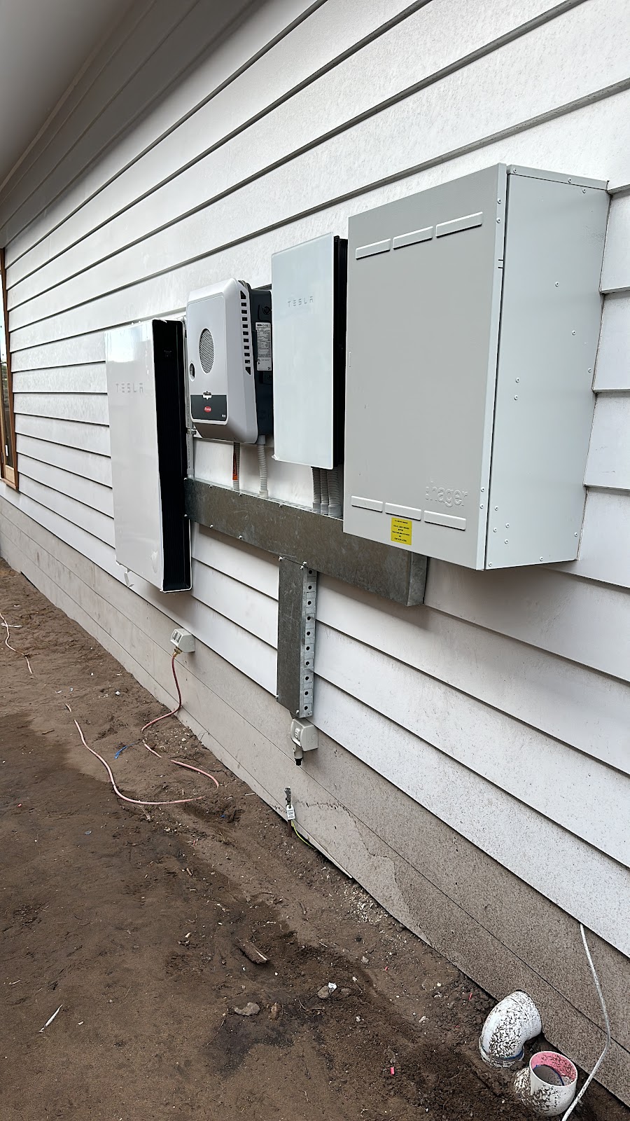 Solar Coaster Tasmania | Unit 3/27 Marlborough St, Sandy Bay TAS 7005, Australia | Phone: 0417 313 737