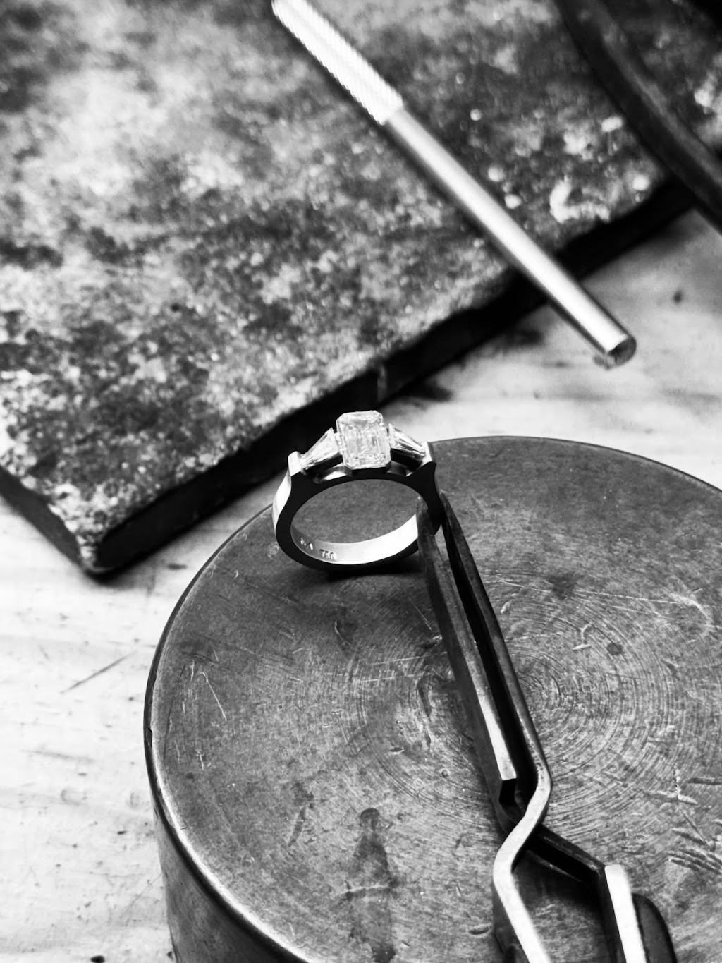 Masterset Jewellers | Lake Village Arcade, Shop 6/450 The Esplanade, Warners Bay NSW 2282, Australia | Phone: (02) 4948 8717