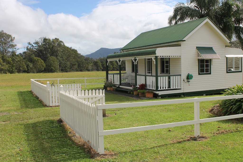 The Dollhouse Cottage | 169 Horseshoe Creek Rd, Horseshoe Creek NSW 2474, Australia | Phone: (02) 6633 1440