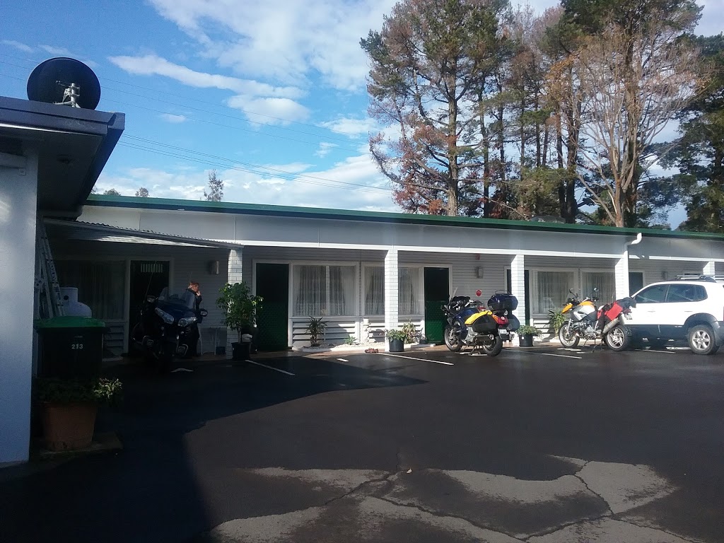 Tree Motel | lodging | 213 Princes Hwy, Narooma NSW 2546, Australia | 0244764233 OR +61 2 4476 4233