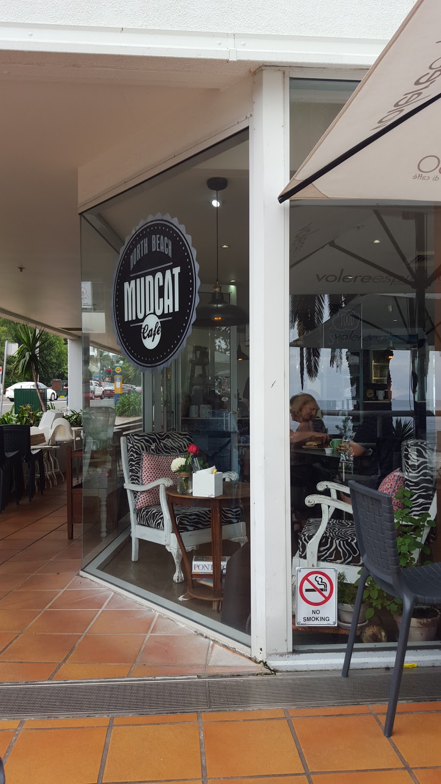 Mudcat Cafe | 7/2-14 Cliff Rd, North Wollongong NSW 2500, Australia | Phone: (02) 4227 3090