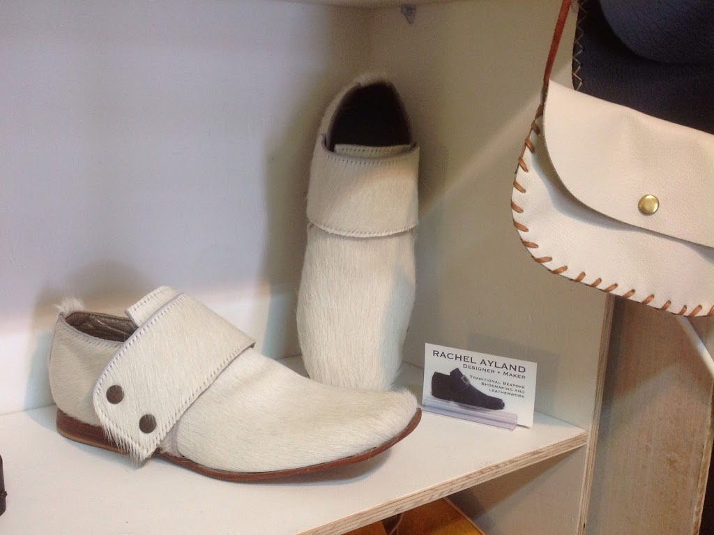 Bangalow shoemaking | 26 Bugam Pl, Bangalow Industrial Estate NSW 2479, Australia | Phone: 0403 721 840