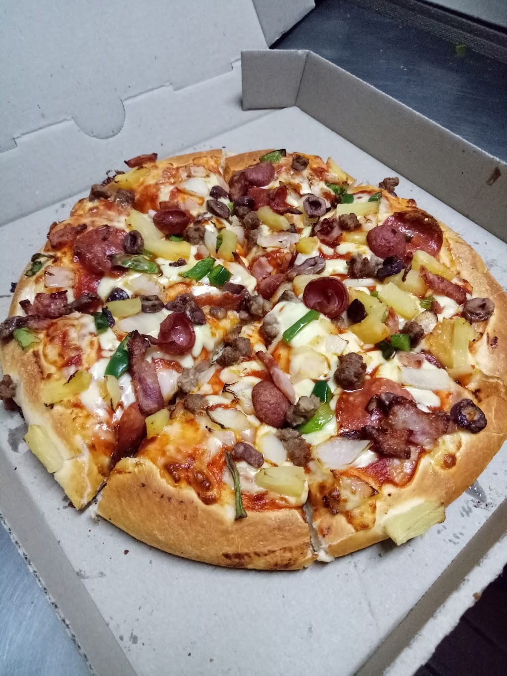Pizza Hut Emerton | meal delivery | Shop 2/127-129 Popondetta Rd, Emerton NSW 2770, Australia | 131166 OR +61 131166