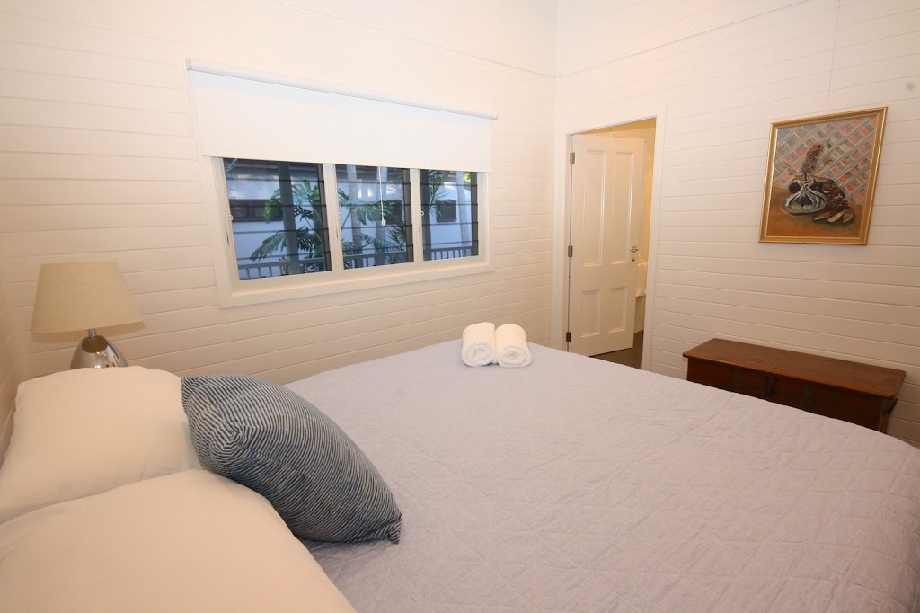 Cavvanbah Seaside Cottage | 24 Cavvanbah St, Byron Bay NSW 2481, Australia | Phone: (02) 6685 6985