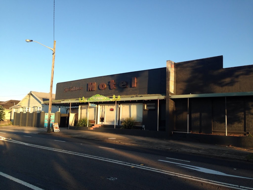 Jolly Good Indian Restaurant | restaurant | 212 The Entrance Rd, Long Jetty NSW 2261, Australia | 0243339780 OR +61 2 4333 9780