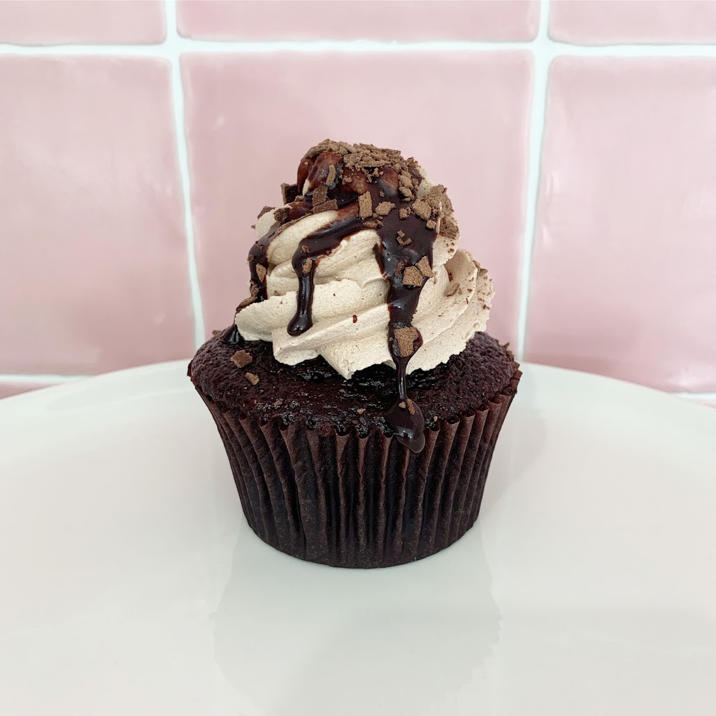 The Cupcake Patisserie | bakery | 1/475 Sandgate Rd, Albion QLD 4010, Australia | 0738623179 OR +61 7 3862 3179
