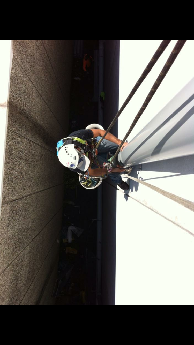 High Solutions Abseiling | painter | 5/33 Lismore Ave, Dee Why NSW 2099, Australia | 0481171978 OR +61 481 171 978