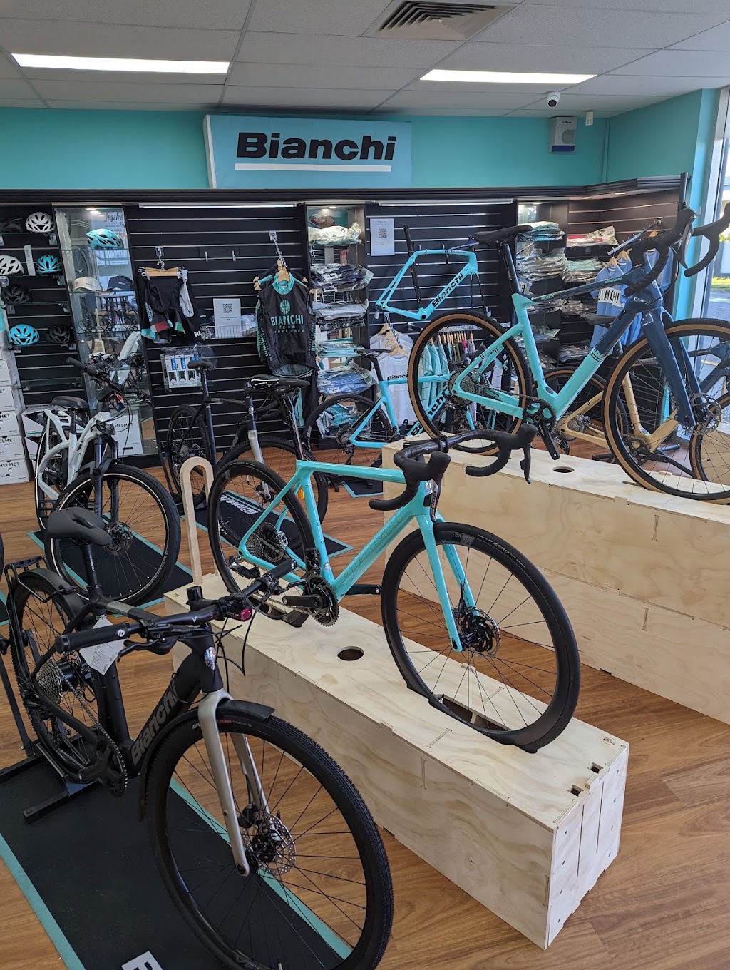 Brisbane Bicycle Service | 100 Campbell St, Bowen Hills QLD 4006, Australia | Phone: (07) 2142 1721