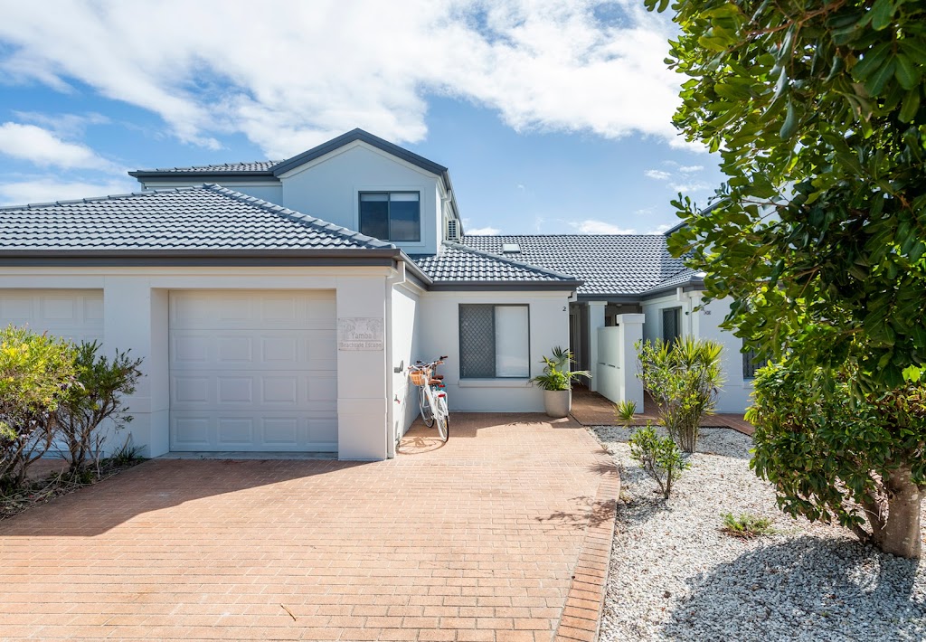 Yamba Beachside Escape | Unit 2/42 Beachside Way, Yamba NSW 2464, Australia | Phone: 0416 160 683