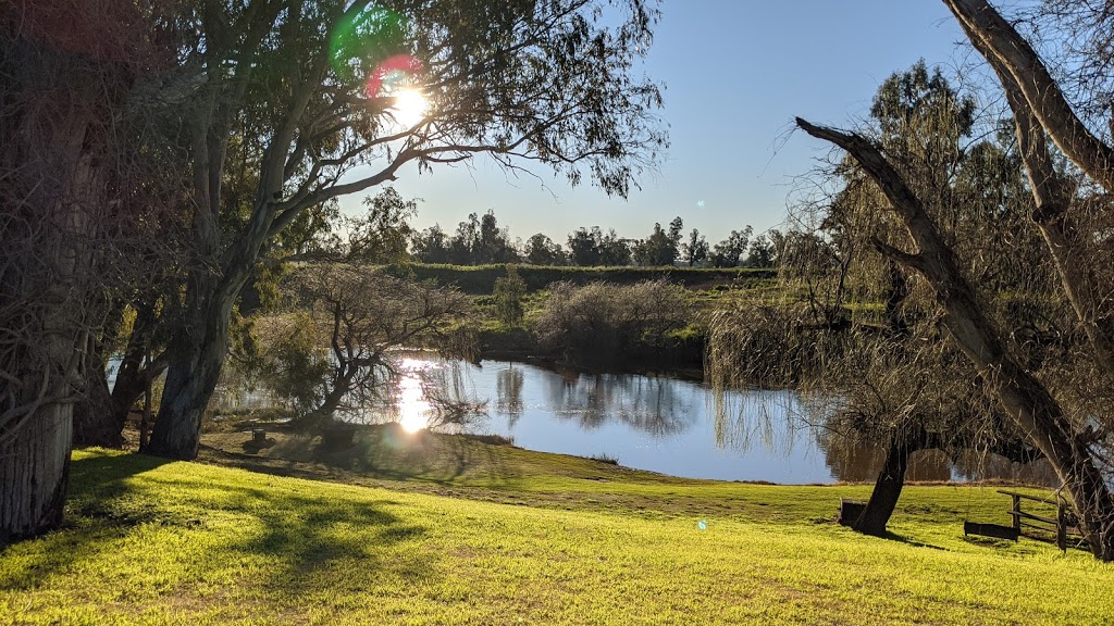 Lazy River Estate | 29R Old Dubbo Rd, Dubbo NSW 2830, Australia | Phone: (02) 6882 2111