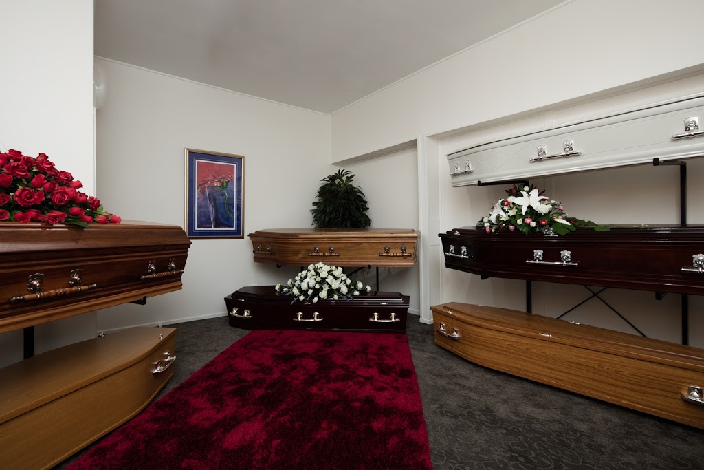Tenterfield Family Funerals | funeral home | 190 Rouse St, Tenterfield NSW 2372, Australia | 0438719704 OR +61 438 719 704