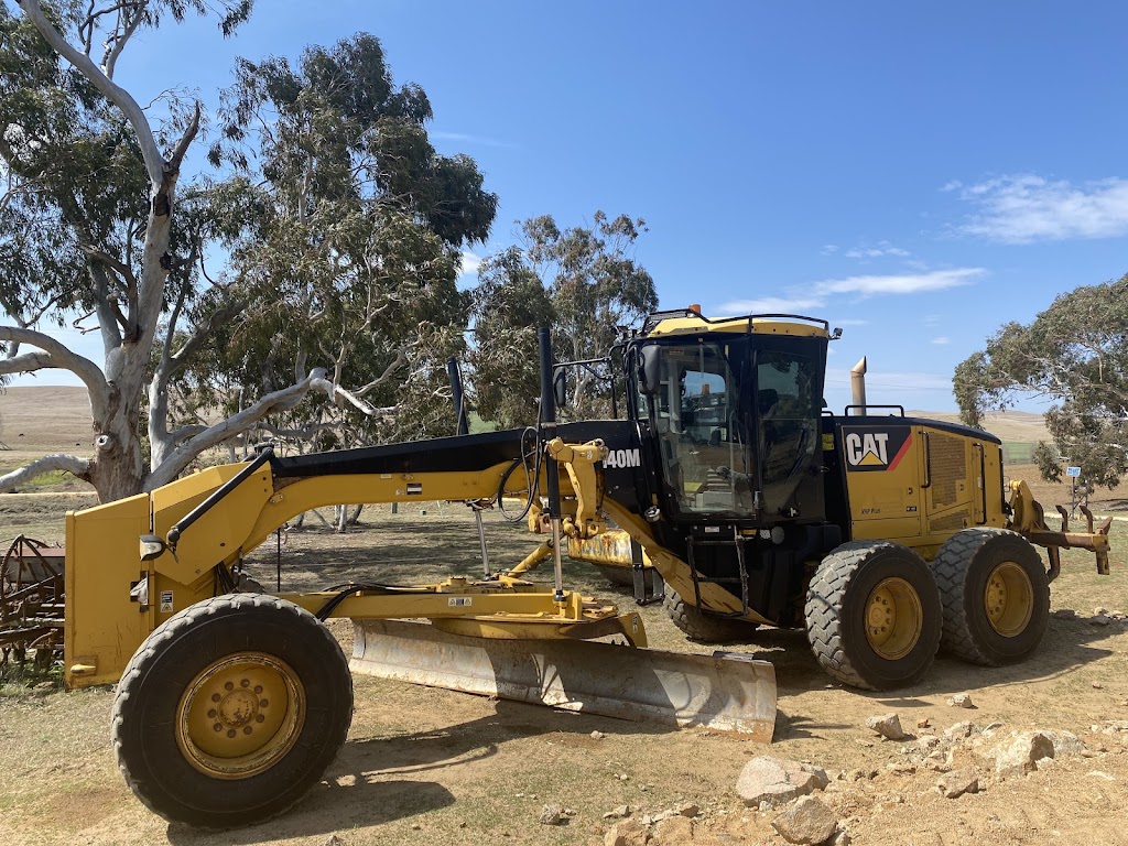 Brittons Transport Pty Ltd | 310 Dromore Rd, Chakola NSW 2630, Australia | Phone: 0418 604 673