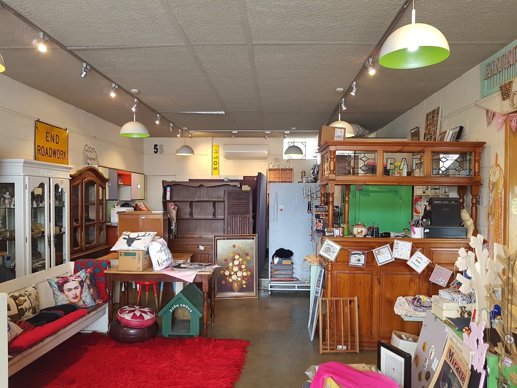 Annies Vintage Wonderland | store | 510 Great Northern Hwy, Middle Swan WA 6056, Australia | 0430456586 OR +61 430 456 586