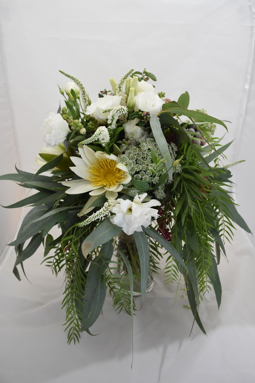Royal Flower and Gift | 50 Flemington Rd, Parkville VIC 3052, Australia | Phone: (03) 9347 7889