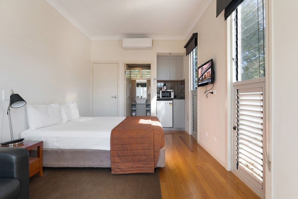 Smart Stayzzz Inns | 43 Box St, Clermont QLD 4721, Australia | Phone: (07) 4983 2777