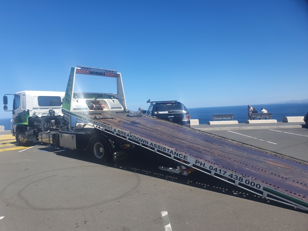 Access Towing Wollongong 24Hr | 16/168 Shellharbour Rd, Port Kembla NSW 2505, Australia | Phone: 0417 438 000