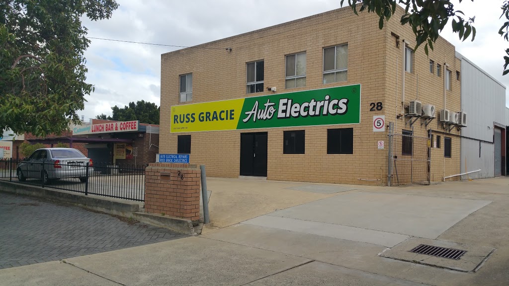 Russ Gracie auto electrics | 28 Katanning St, Bayswater WA 6053, Australia | Phone: (08) 9379 0000