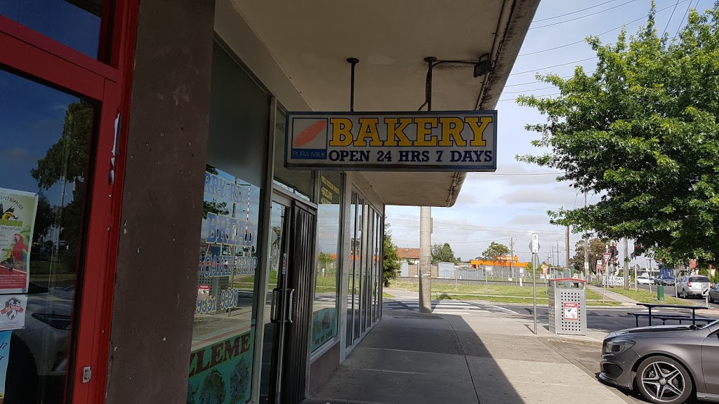 Barry Road Hot Bread & Cake Shop | bakery | 359 Barry Rd, Campbellfield VIC 3061, Australia | 0393579320 OR +61 3 9357 9320