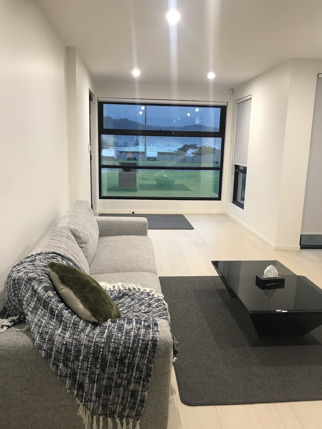 Luxurious four bedroom House with Oceanview | 2/33 Noel St, Apollo Bay VIC 3233, Australia | Phone: 0474 642 476