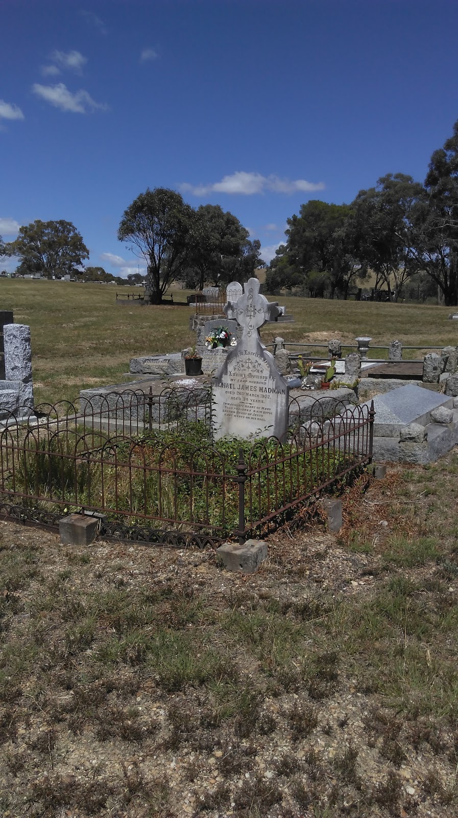 Tallarook Cemetery | cemetery | Tallarook VIC 3659, Australia