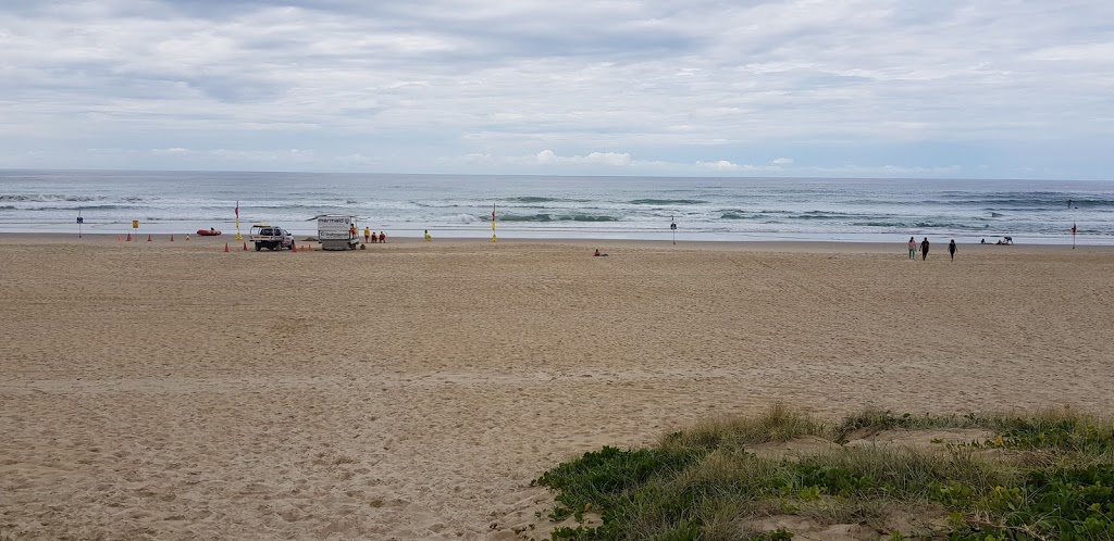 Volley Mermaid Beach | park | 173 Hedges Ave, Mermaid Beach QLD 4218, Australia