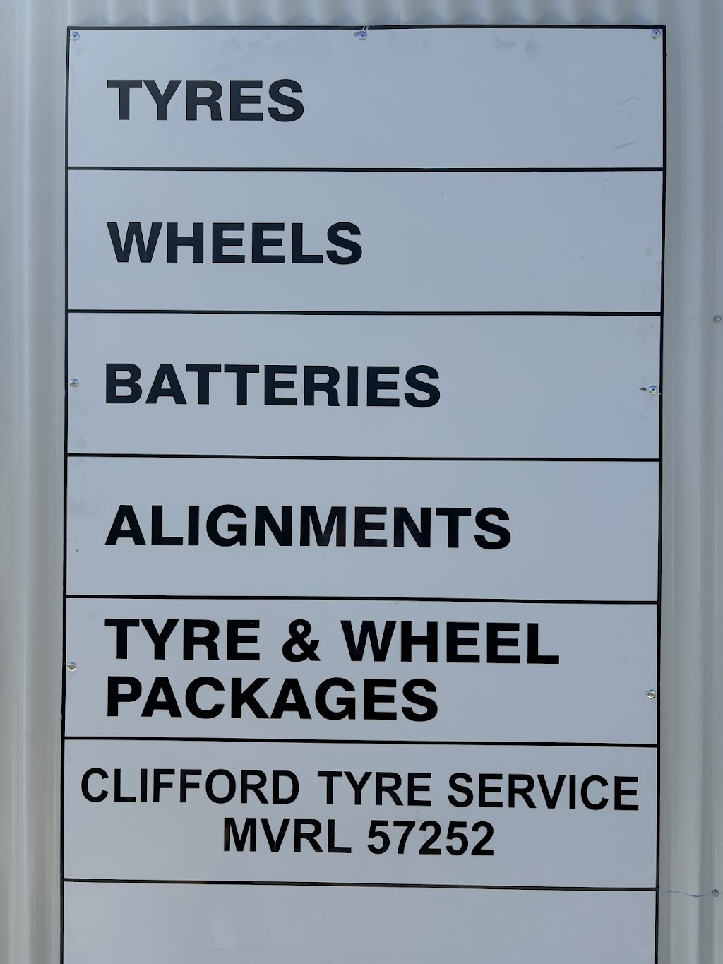 Clifford Tyre Service | 7 Banksia Dr, Tenterfield NSW 2372, Australia | Phone: (02) 6736 2171