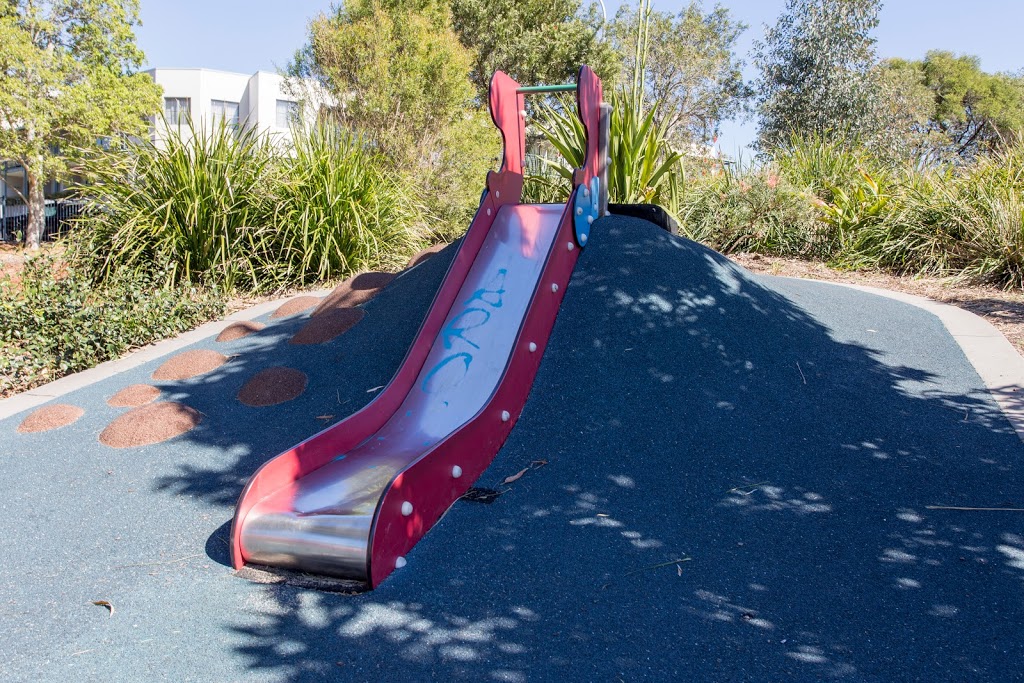 Toronto Foreshore Playground | 2 Victory Parade, Toronto NSW 2283, Australia | Phone: (02) 4921 0333
