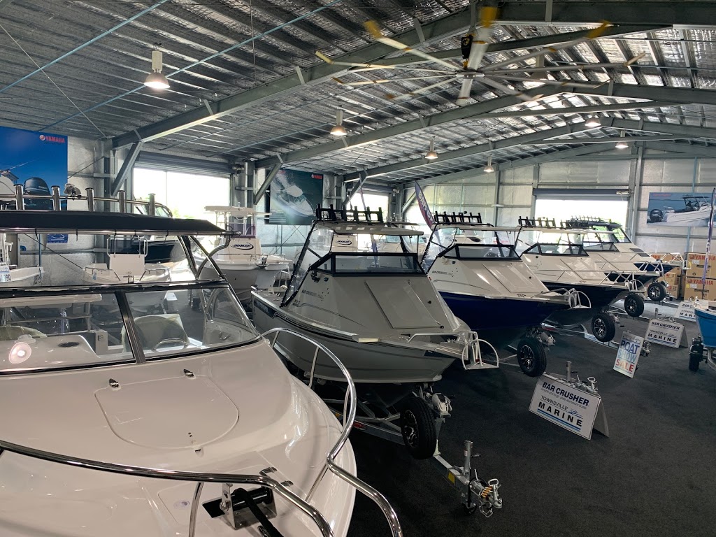 Townsville Marine | store | 943 Ingham Rd, Bohle QLD 4818, Australia | 0747743777 OR +61 7 4774 3777