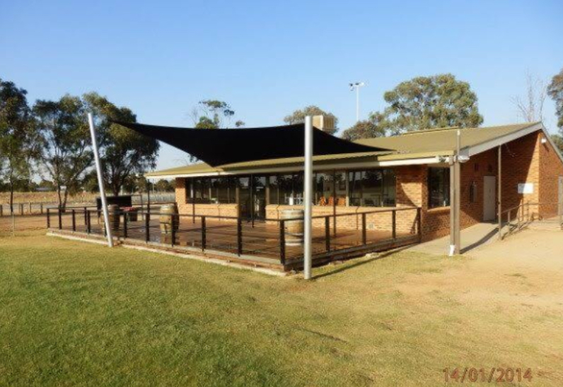 Yarrawonga Mulwala Cricket Club | Victoria Park Sports Pavilion, Stan Hargreaves Oval, Yarrawonga VIC 3730, Australia | Phone: (03) 5744 3721