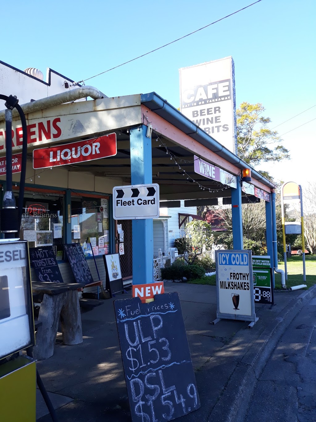 Stroud Road Liquor And General Store | gas station | 18 The Bucketts Way, Stroud Road NSW 2415, Australia